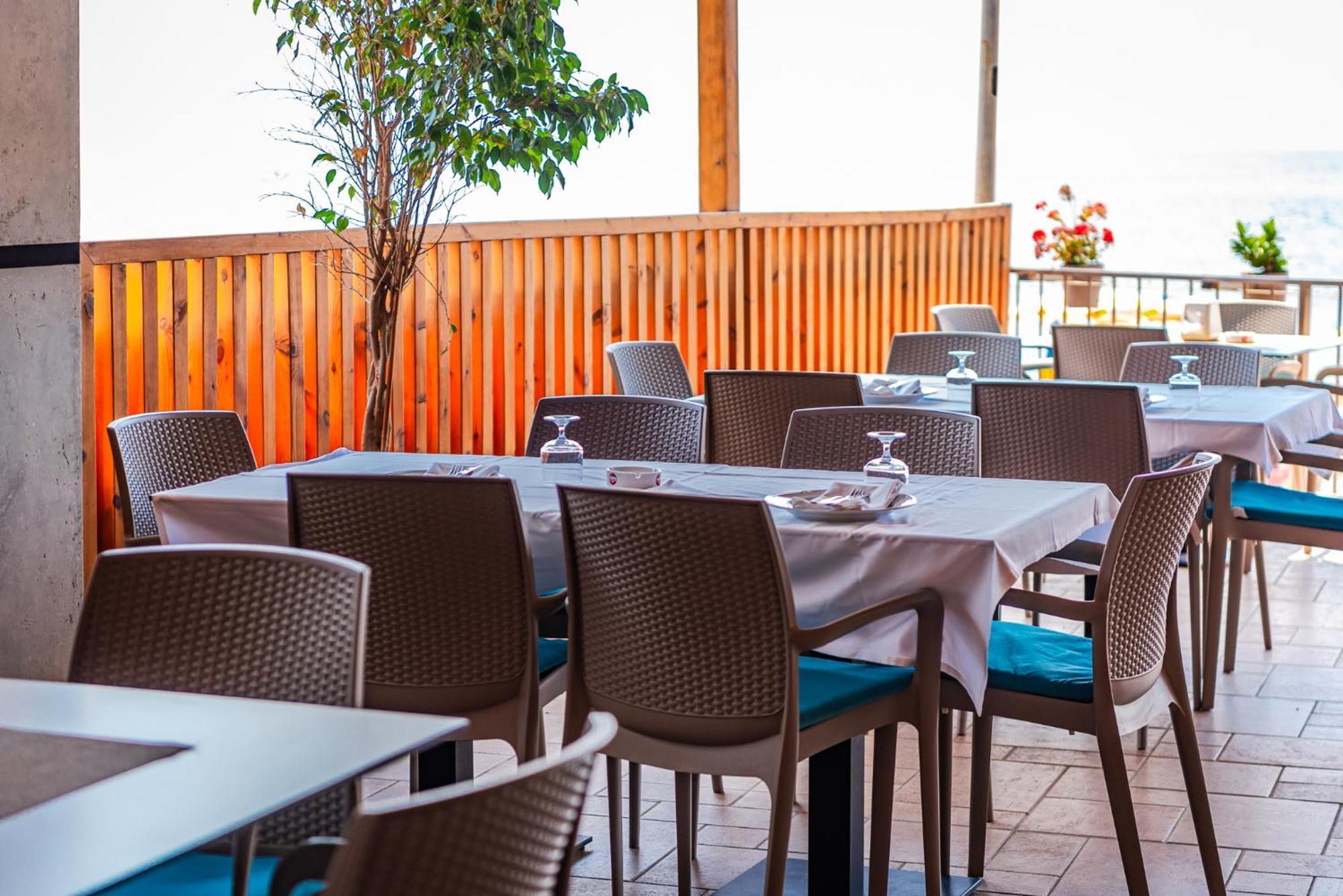 Hotel Aragosta & Restaurant 4*
