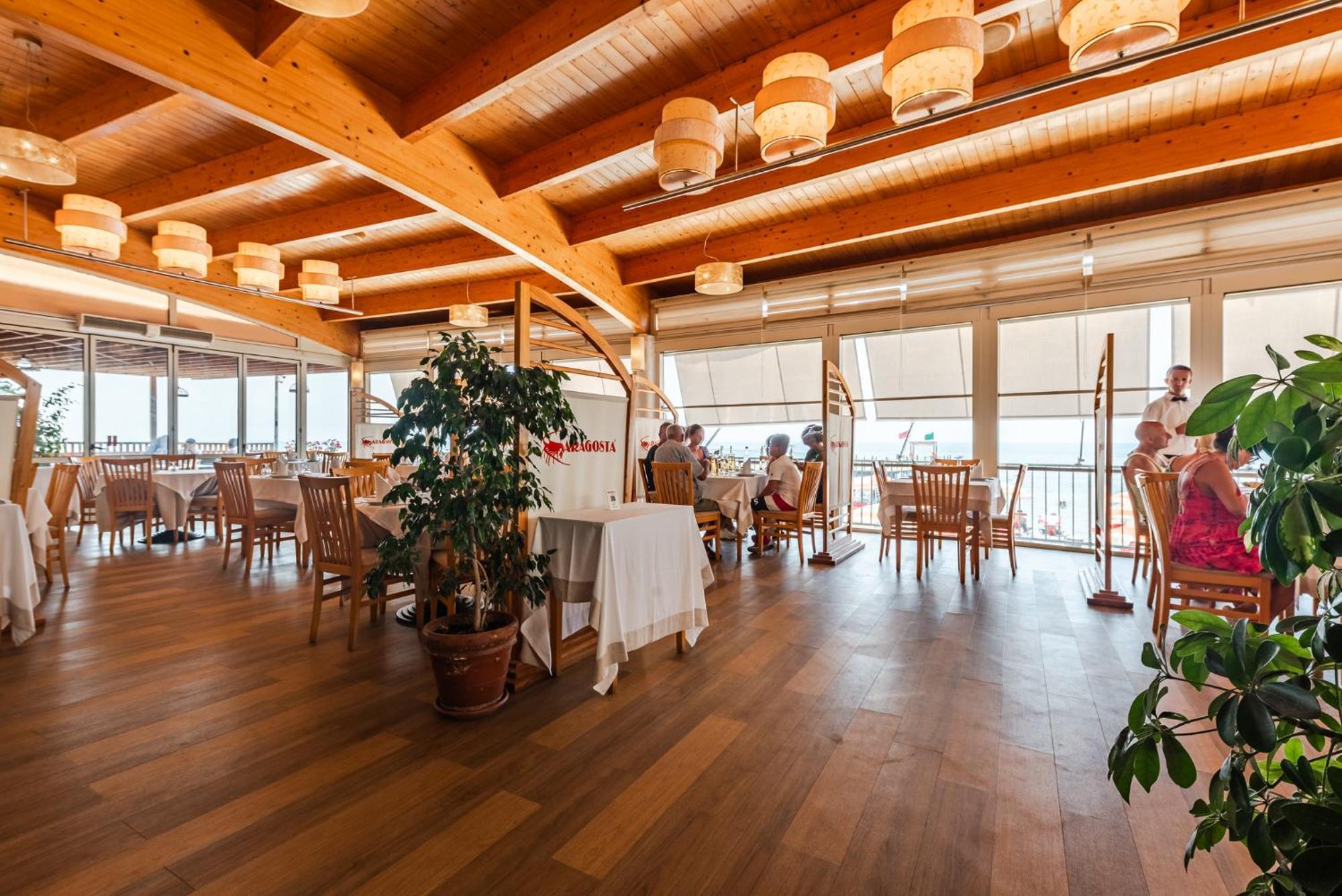 Aragosta & Restaurant Hotel